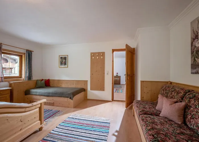 Tuxerhof Apartament *